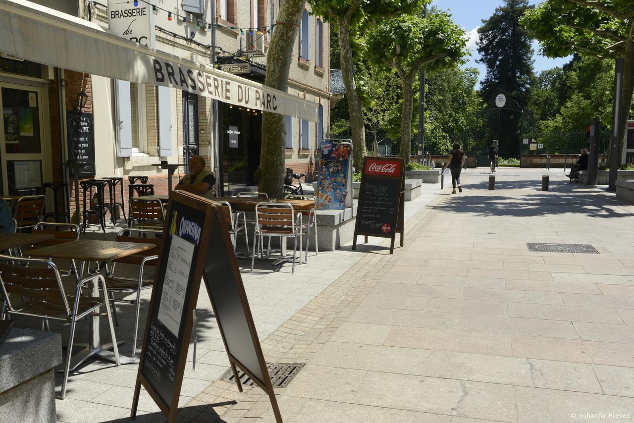 Hotel Brasserie Du Parc Алби Екстериор снимка